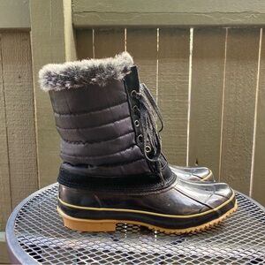 Khombu Women Snow Boots